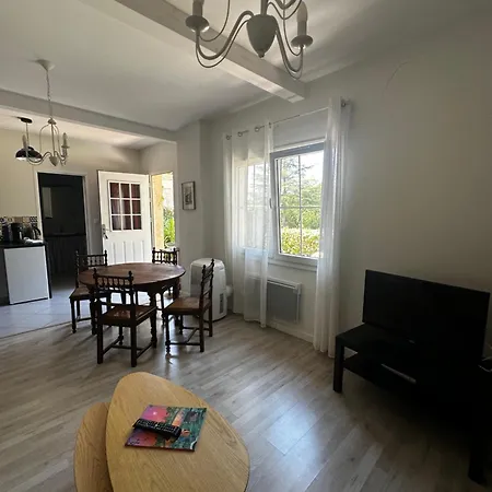 Vakantiehuis Petite Maison Mitoyenne, Clim, Renovee, Calme Montpellier