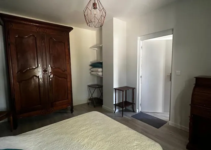 Σπίτι διακοπών Petite Maison Mitoyenne, Clim, Renovee, Calme *